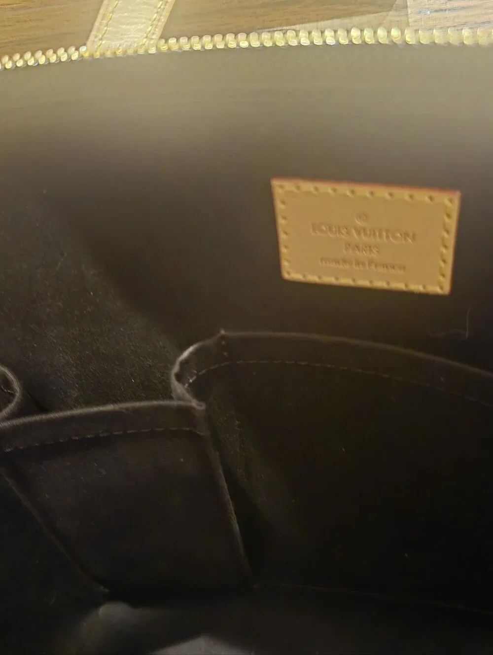 Authentic Louis Vuitton Vernis Bellevue PM handbag